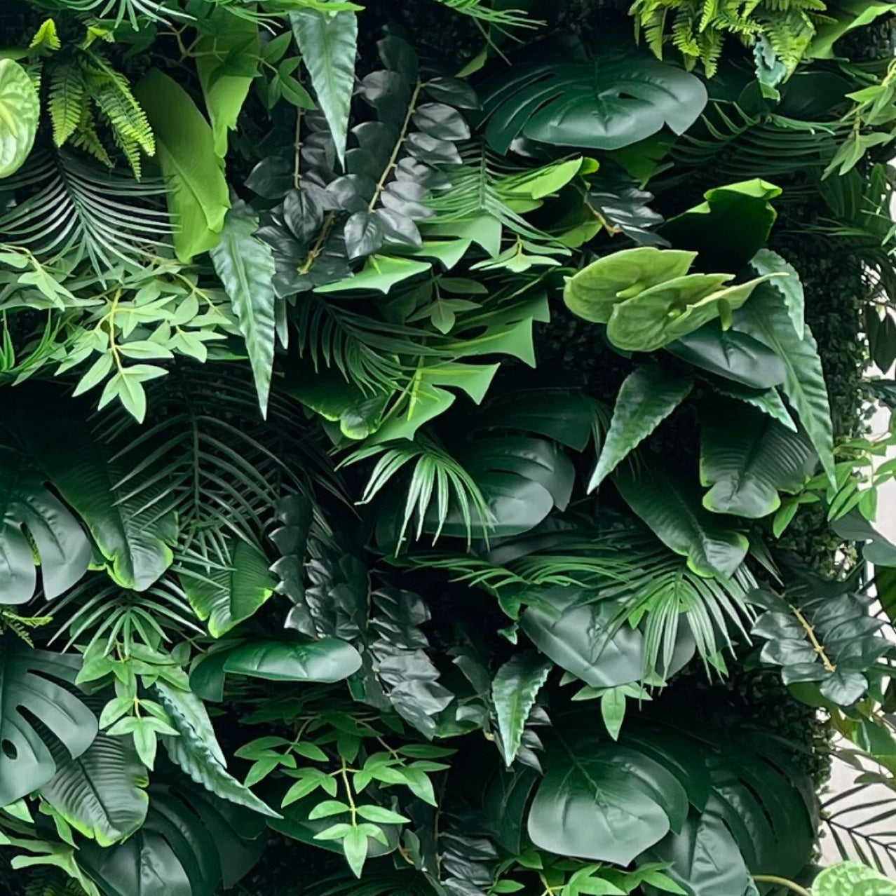 Handmade Tropical Green Palm Artificial Cloth Curtain Silk Flower Wall Wedding Backdrop Decoration Outdoor Event Party Decor Props