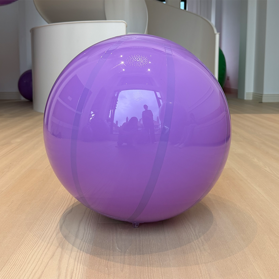 Bola de espejo inflable de color arcoíris iridiscente, reutilizable, de burbujas grandes y brillantes.