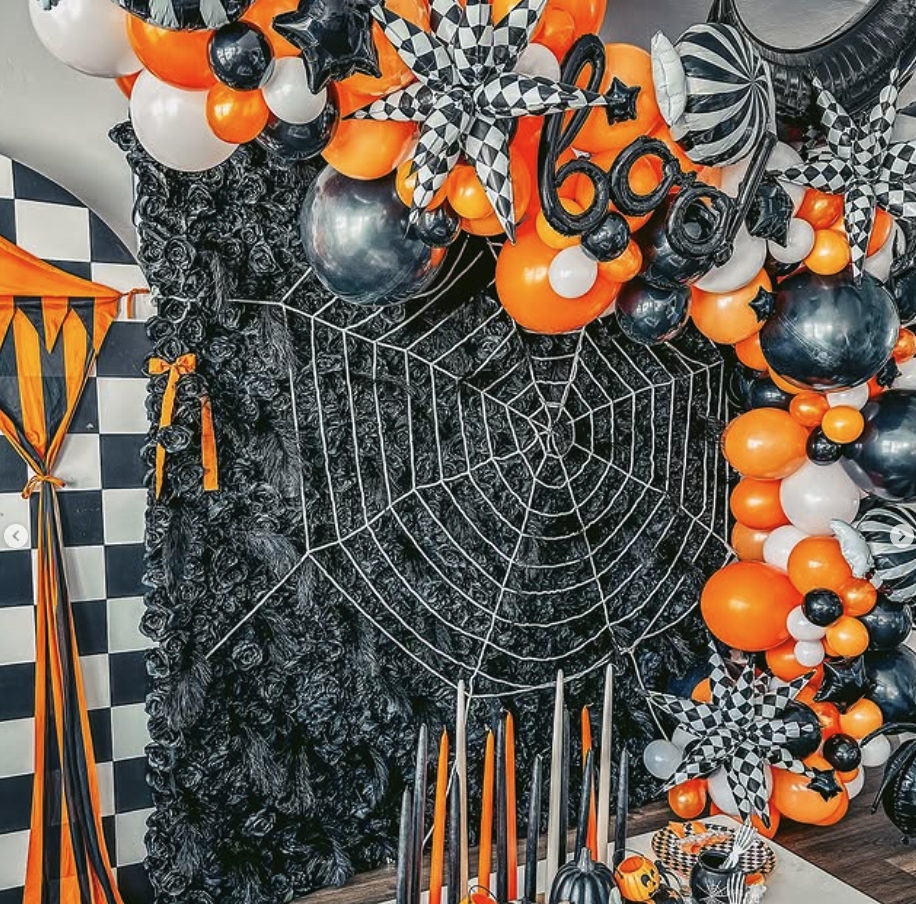 Handmade Artificial Fabric Rolling Up Curtain Black Rose Flower Wall Backdrop For Birthday Wedding Decor