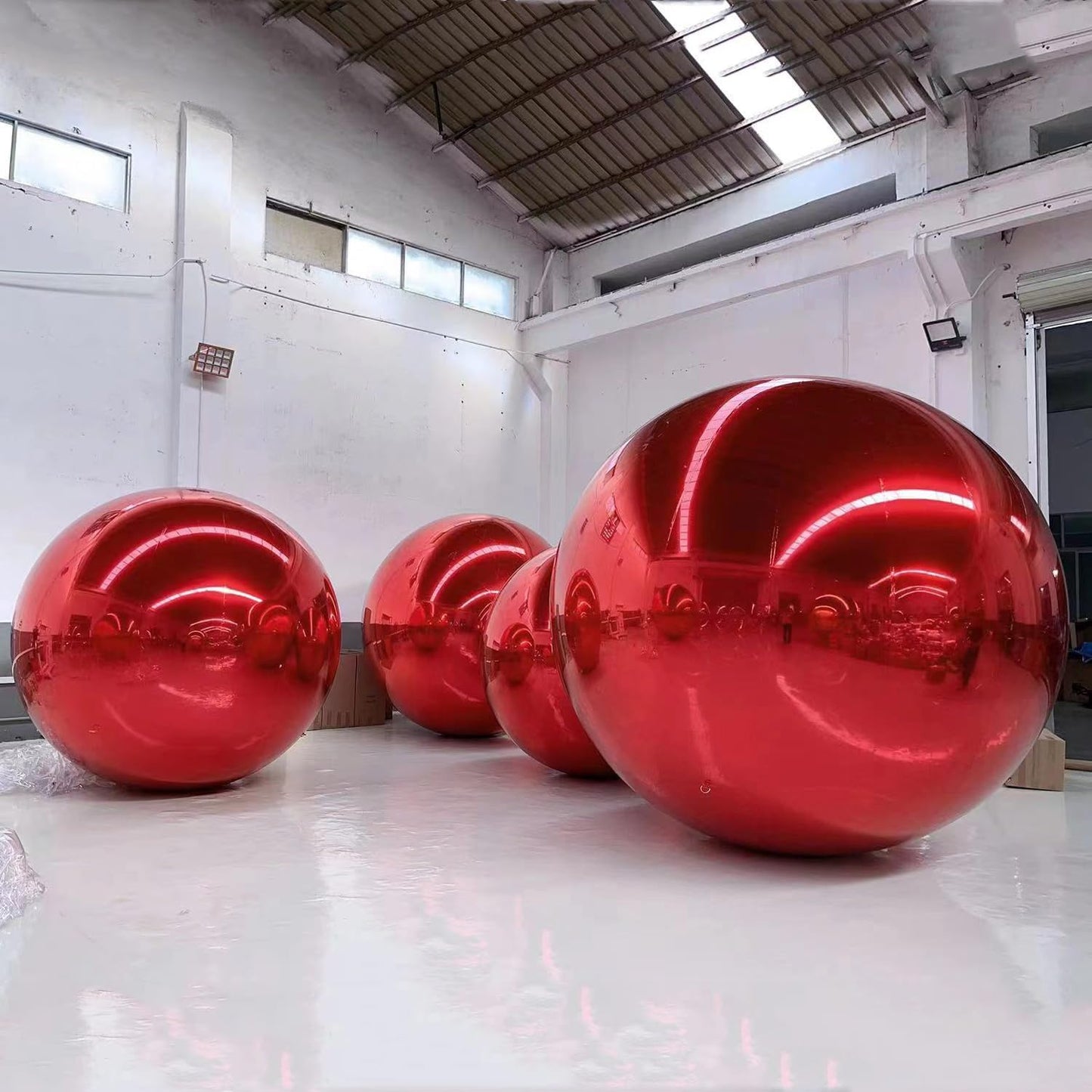 Red Color Inflatable Mirror Ball Reusable Big Bubble Shiny Balloon Balls